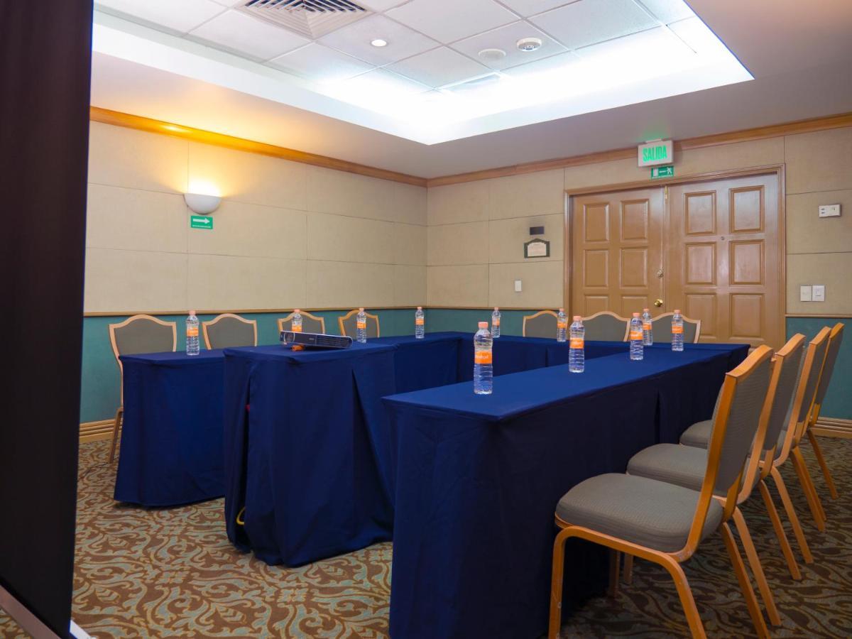 Holiday Inn Express Torreon By Ihg Eksteriør bilde