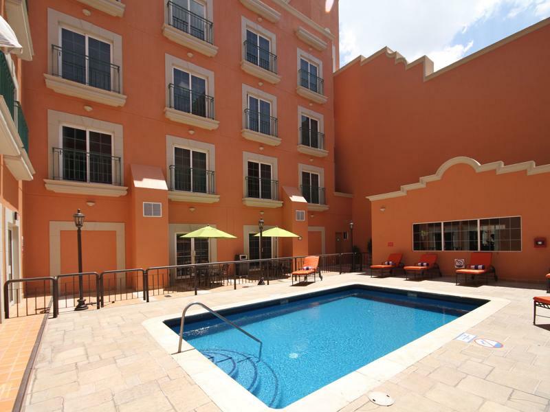 Holiday Inn Express Torreon By Ihg Eksteriør bilde